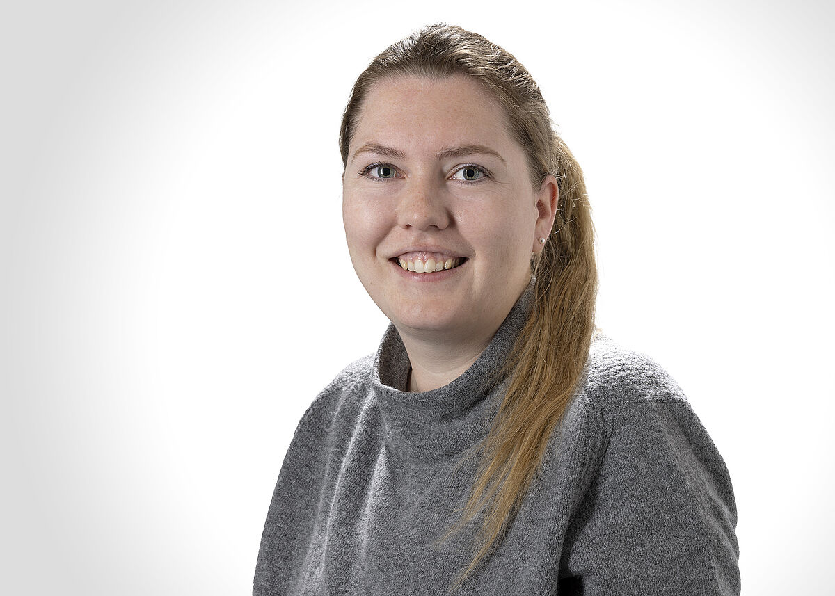Dr. Lara Prelle
