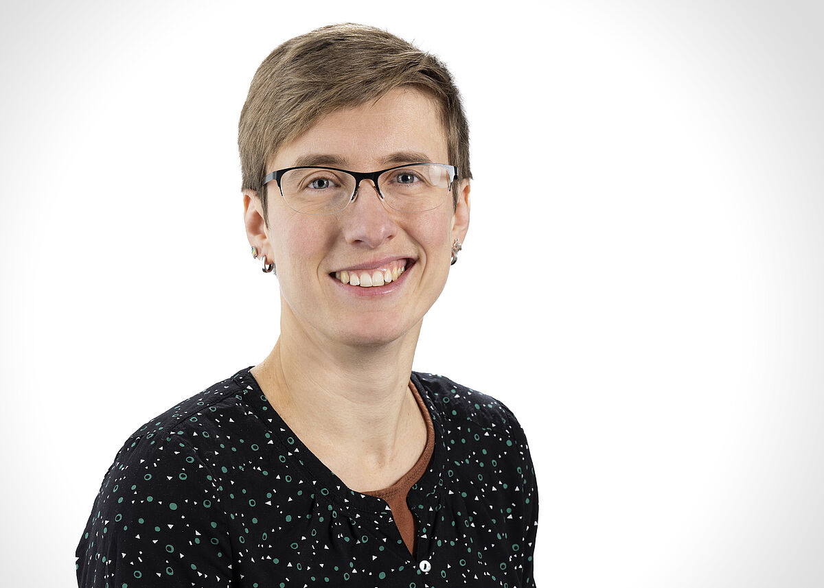 Dr. Karin Glaser